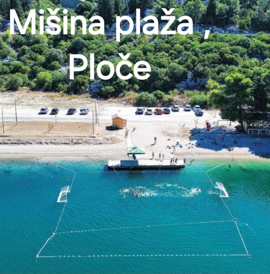 Apartment Tina Ploce  Exterior photo